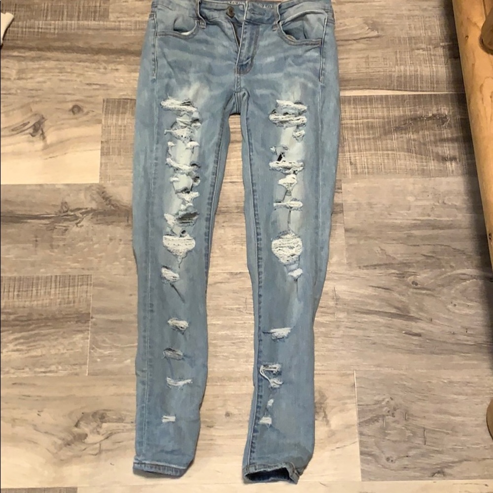 light blue American eagle jeans